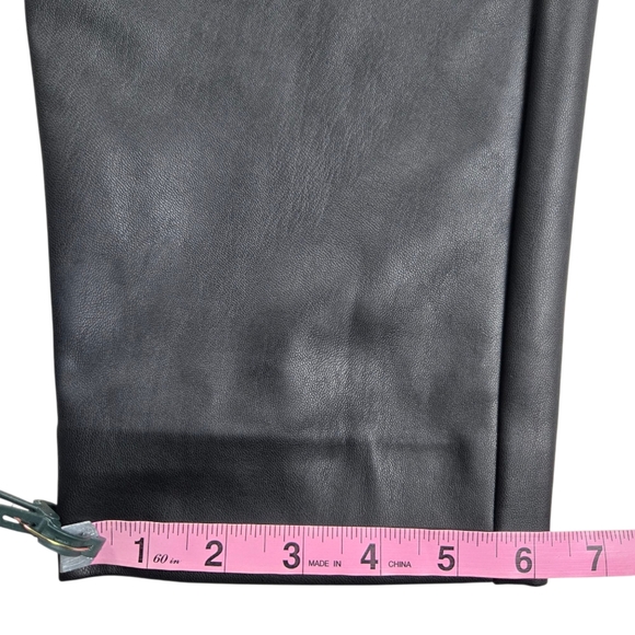 NEW Banana Republic Women 6 Black Pleated Vegan Leather High Rise Ankle Pant - Picture 14 of 16